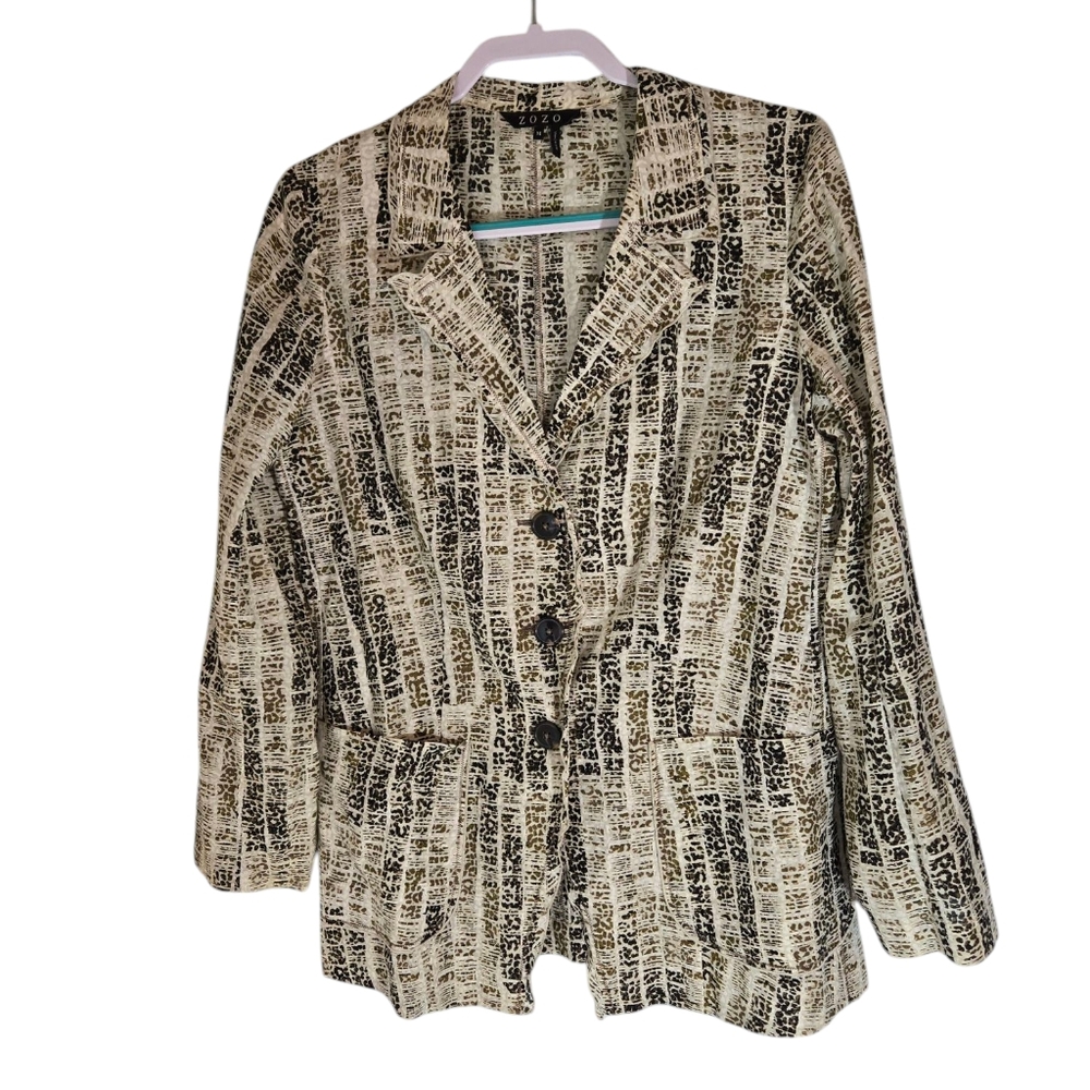 ZOZO Button Up Blouse. Neutral Colors
